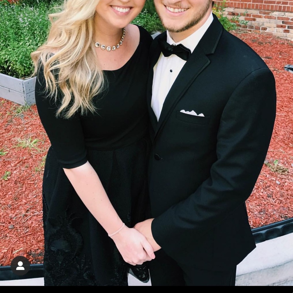 Gianni Bini- Black tie midi dress